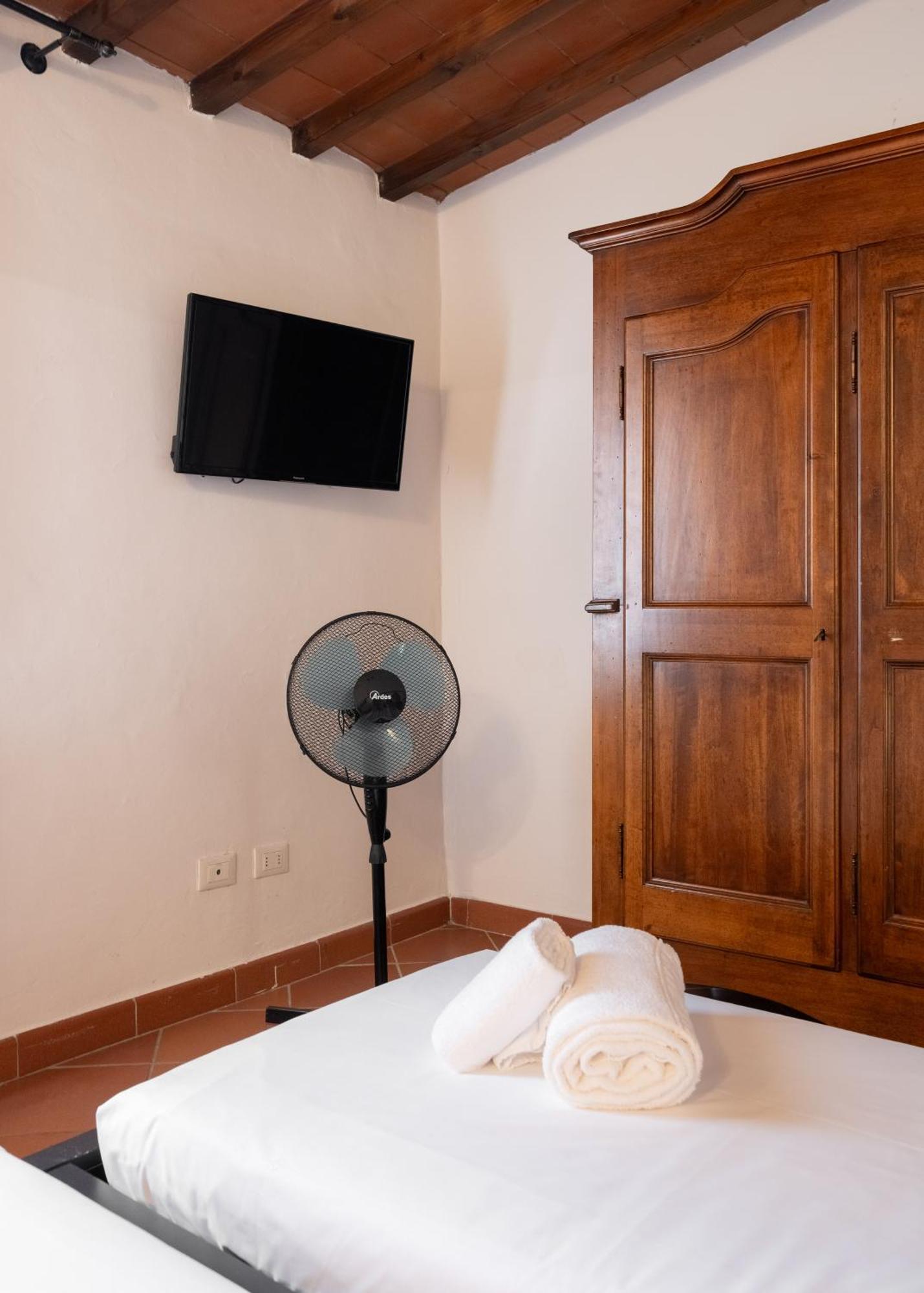 Senese 38 - Keys Of Italy Apartman Firenze Kültér fotó